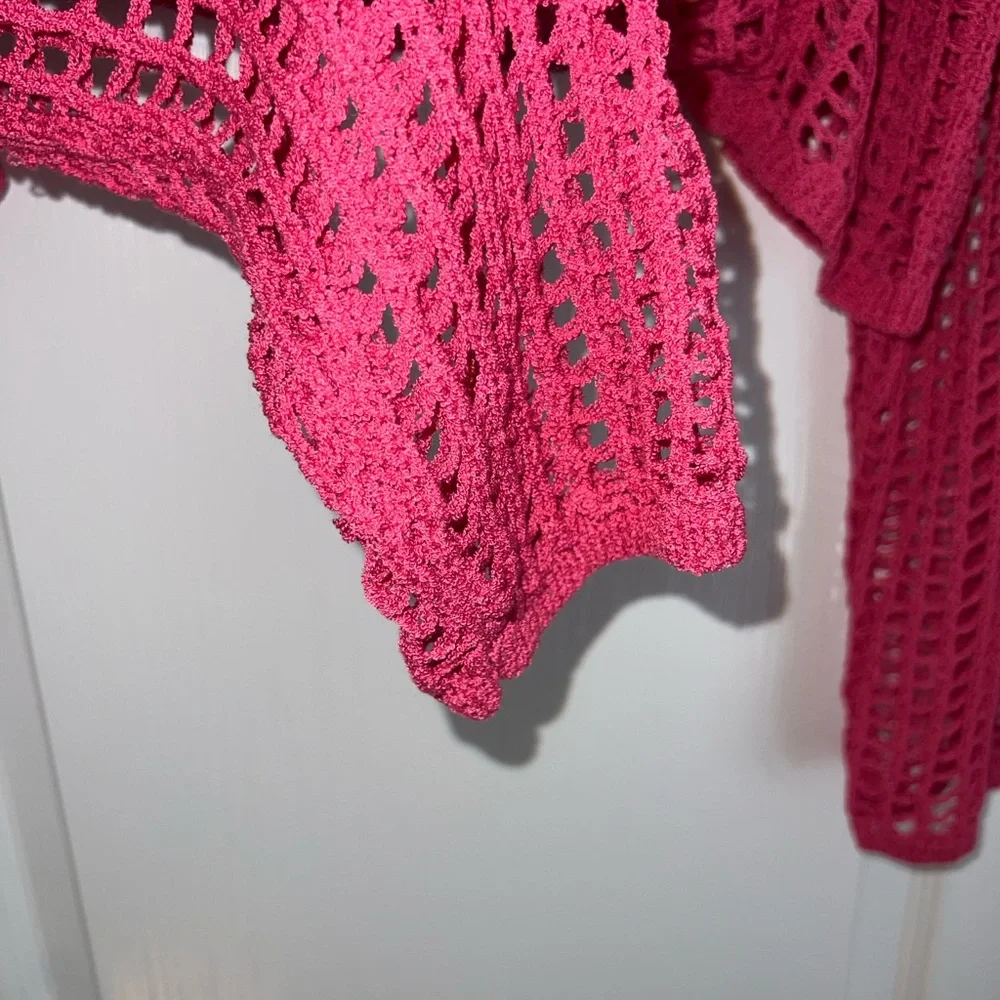 NWOT Bibi Hot Pink Mesh Knit Sweater w front pocket and flowy sleeves - Picture 4 of 6